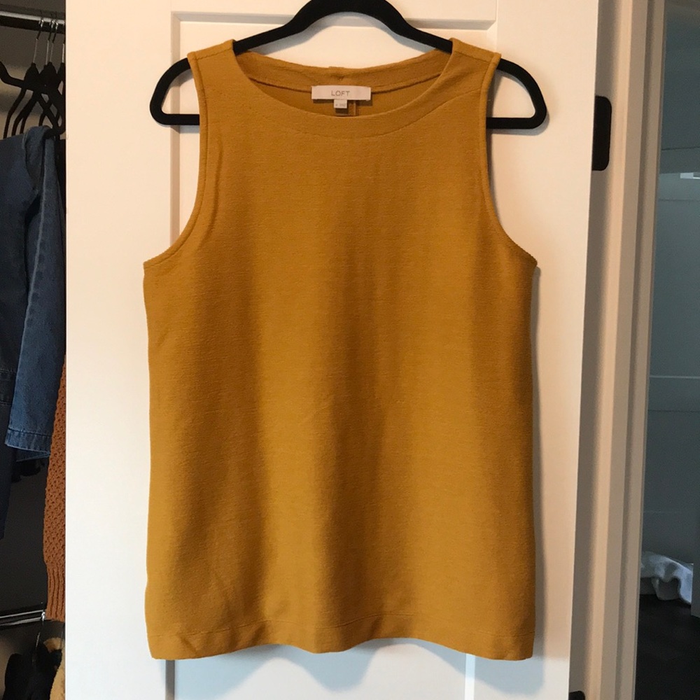 Loft Tank, Very Cute, Button Back - image 1